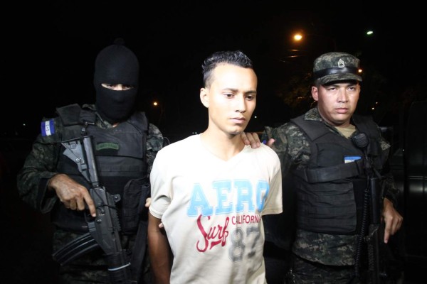 Capturan a supuesto distribuidor de drogas en colegios