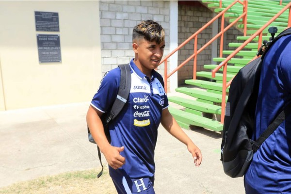 Michaell Chirinos es llamado de emergencia a la Selección de Honduras