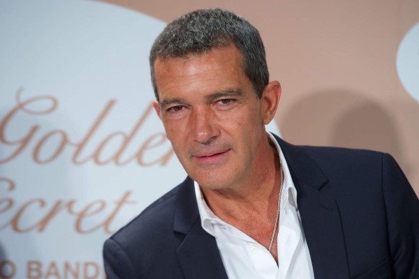 Antonio Banderas anuncia que ha superado el Covid-19