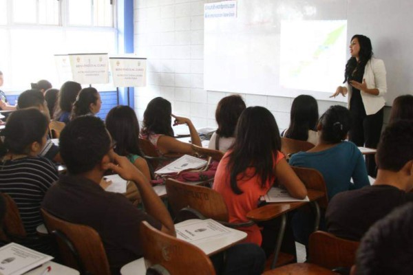 Unah alista taller sobre indicadores económicos