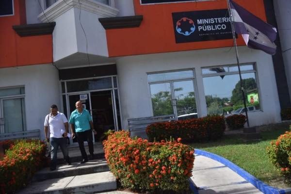 Ufecic interroga a varios alcaldes en La Ceiba