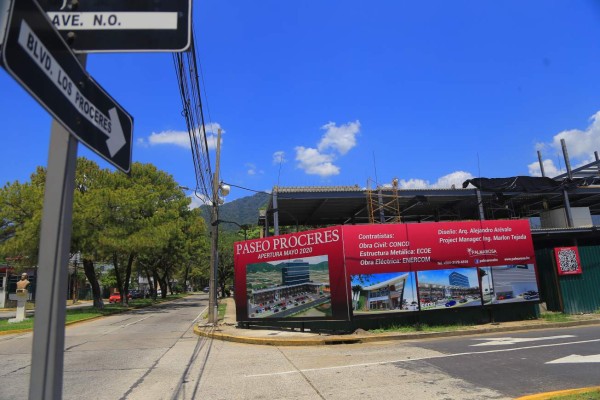 Construyen más plazas y torres en el noroeste y suroeste