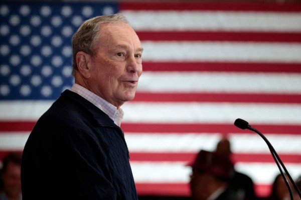 Bloomberg venderá sus empresas si gana elecciones de EEUU