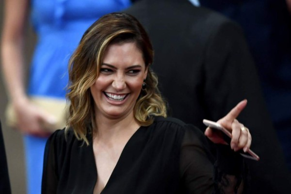 Bolsonaro niega que su esposa ordenara retirar imágenes católicas