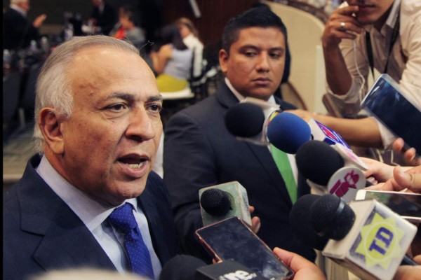 Reelección se reglamentará hasta el próximo año: Oliva