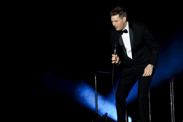 Michael Bublé se disculpó tras ser duramente criticado por fotografía