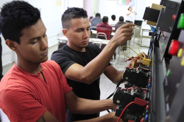 Infop sigue optando por las carreras digitales