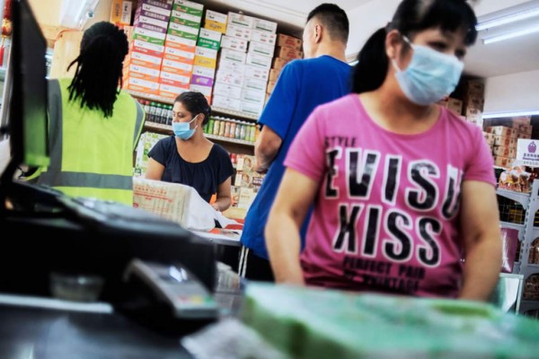 Balance de muertos en China por nuevo coronavirus sube a 717