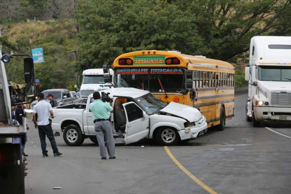 Ingeniero eléctrico muere en accidente en carretera a Olancho