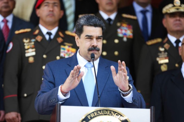 Maduro advierte a Trump: 'Se arrepentirán' si 'tocan' a líderes chavistas