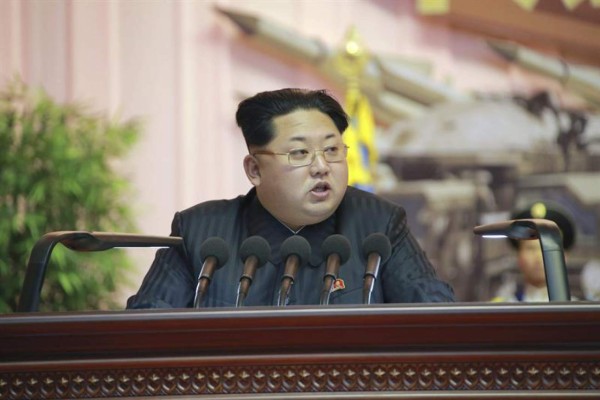 Líder norcoreano afirma que posee la bomba de hidrógeno