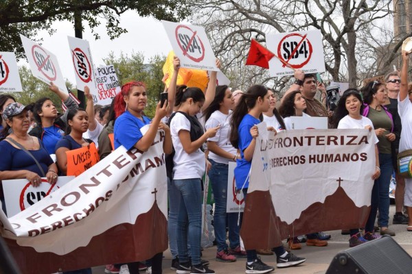Texas: tribunal permite la aplicación parcial de ley antinmigrante