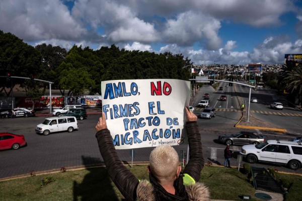 Presidente de México remarca importancia de desarrollo para frenar migración