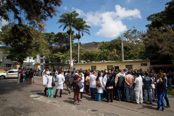 AI advierte de riesgos a la vida por crisis de salud en Venezuela