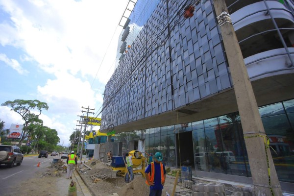 MetroPark y Torre 101, listas para ejecutivos sampedranos