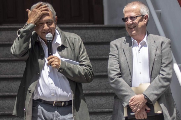 Trump elogia a Obrador en nuevo giro diplomático con México