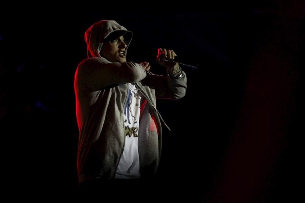 Eminem reaparece con disco y polémica al compararse con terrorista de Manchester