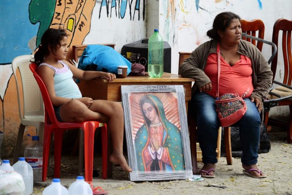 Ecuador: Cifra de muertos por sismo sube a 570 y heridos a 5,733