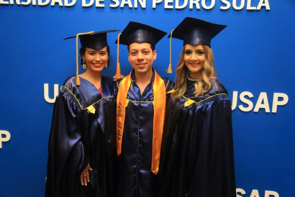 La Usap entrega nuevos profesionales a la sociedad hondureña