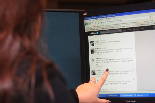 El insomnio aumenta el uso excesivo de Facebook&nbsp;&nbsp;