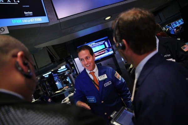 Sigue locura en Wall Street, esta vez por las ganancias