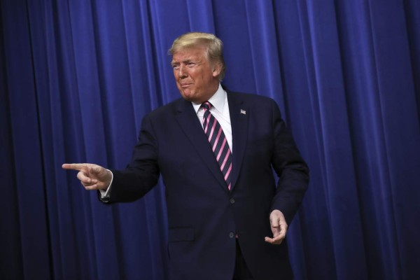 Trump recibe crítica por 'impeachment' donde no se lo espera: los evangélicos