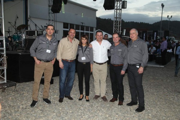 Camosa lanza el nuevo Mack Anthem