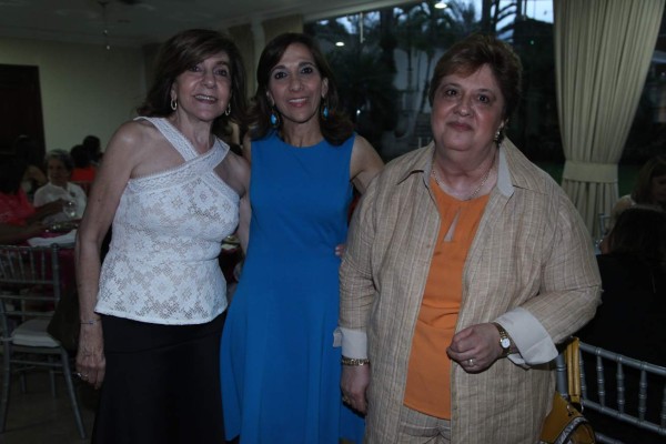 Tarde maternal para Leyla Kafati de Canahuati