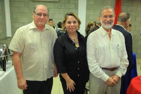 Alianza Francesa da bienvenida al embajador de Francia