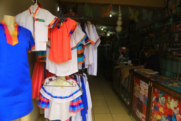 Tejedoras lencas piden precios justos y apoyo para exportar