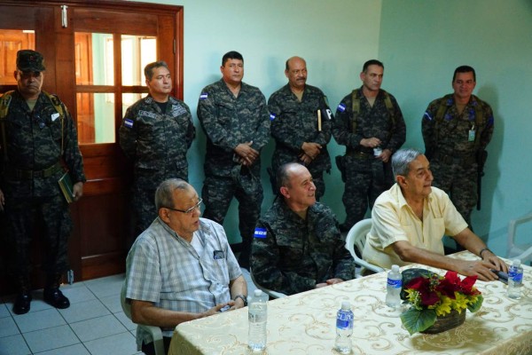 Autoridades militares garantizan seguridad en Navidad y fin de año