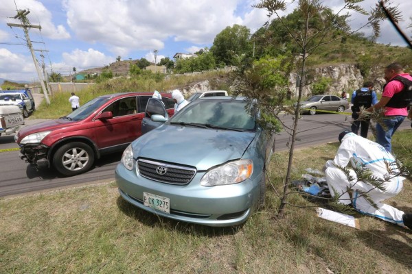 Dos supuestos robacarros caen tras persecución