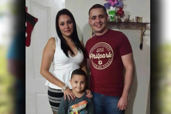 Niño sobreviviente de accidente despierta y pregunta por sus padres fallecidos