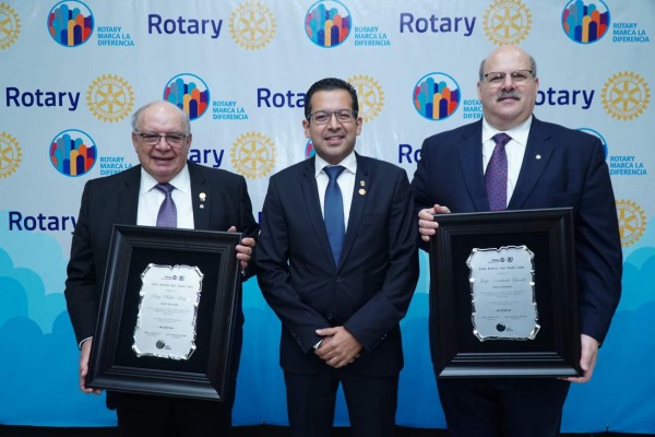 Honor rotario a dos hombres ejemplares