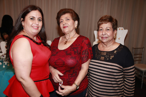 Asociación Femenina Hondureño Árabe festeja la Navidad