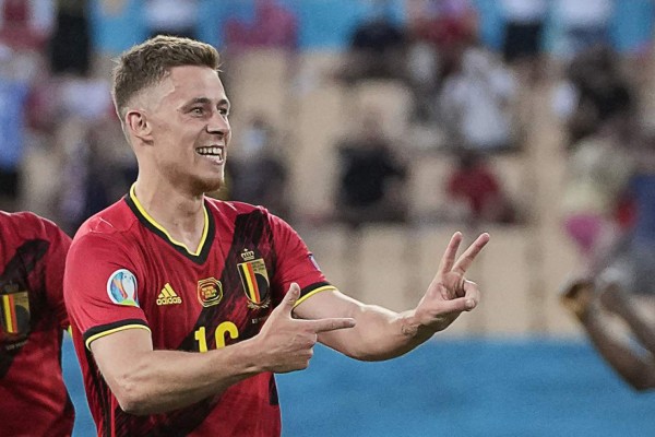 Video: El impresionante gol de Thorgan Hazard en el Bélgica - Portugal
