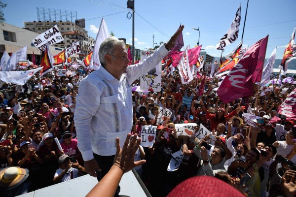 Obrador se prepara para celebrar su victoria electoral en México