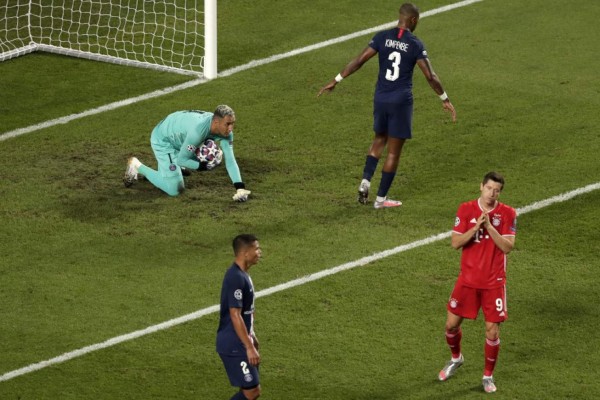 Video: La atajada de Keylor Navas a Lewandowski que evitó el primer gol del Bayern Múnich