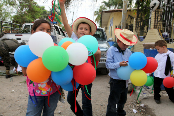 Paz piden pobladores de la Rivera en su feria patronal