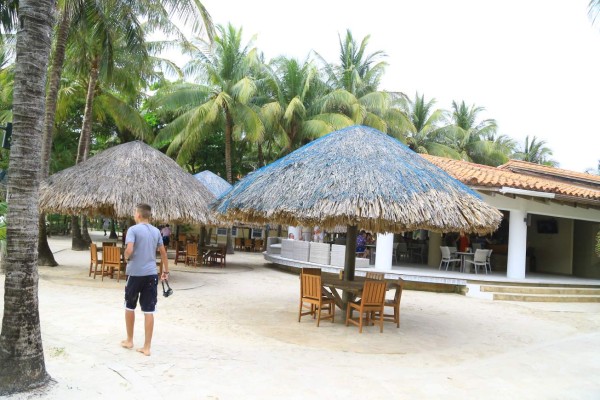 Con paquetes turísticos a bajo costo buscan atraer a visitantes a Roatán