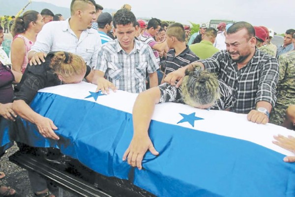Piden investigar muertes de cuatro militares hondureños en naufragio