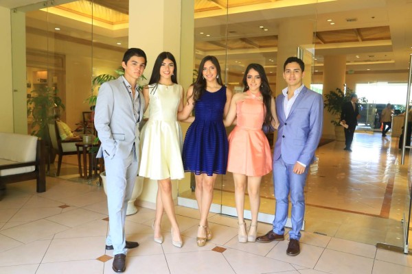 Desayuno de la escuela episcopal El Buen Pastor