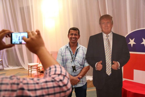 Realizan simulacro de elecciones de EUA en Tegucigalpa