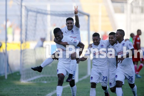 Costly guía goleada del Olimpia ante Real Sociedad