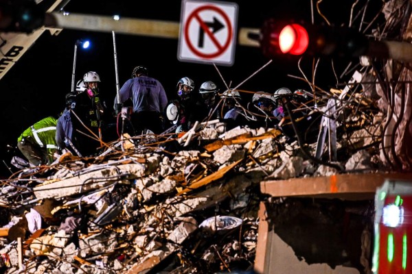 Suspenden búsqueda de víctimas del derrumbe por inestabilidad en edificio