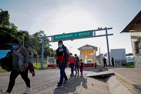 Guatemala auxiliará a migrantes deportados por México