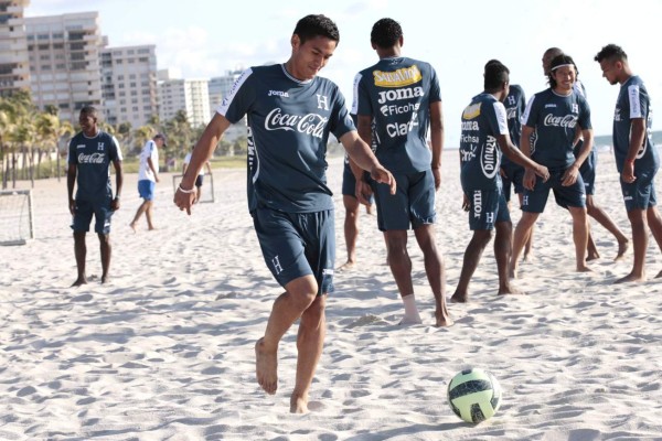 Selección de Honduras se despidió de la playa en Fort Lauderdale