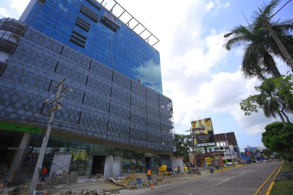 MetroPark y Torre 101, listas para ejecutivos sampedranos