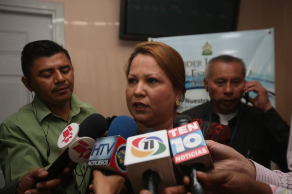 Terna médica de la Fiscalía evaluará salud de Carlos Montes