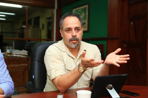 Bajón de precios de café preocupa a los productores hondureños